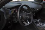 Audi R8 Spyder V10 2017 года (NA)